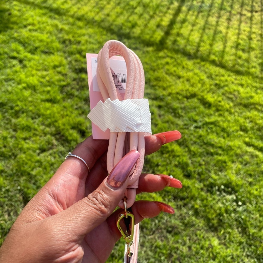 - JUICY COUTURE white and pink lanyard , NWT - Picture 5 of 11